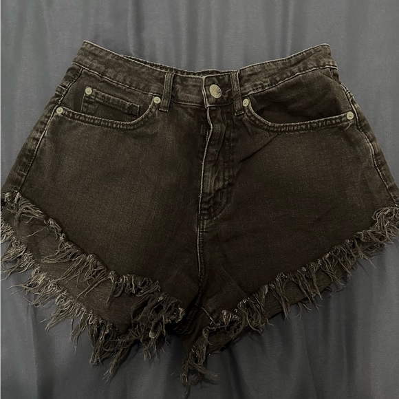 Cheeky festival garage shorts - Picture 3 of 6